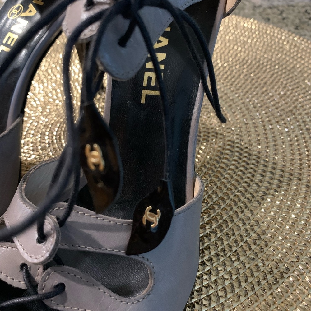 Coco Chanel lace up heels - Picture 3 of 16